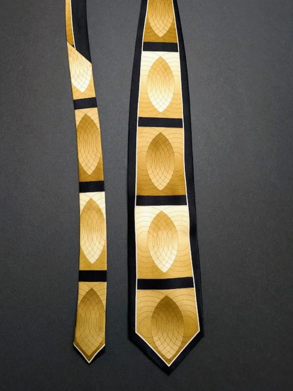 Gasparo Handmade Silk Tie Gold Black Geometric Italian Necktie